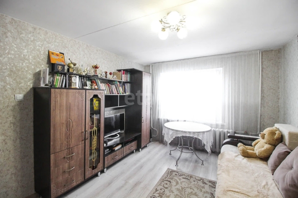 
   Продам 4-комнатную, 68 м², Антона Петрова ул, 216

. Фото 2.