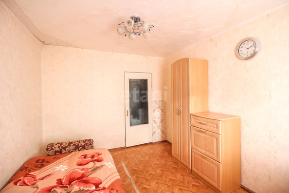 
   Продам 2-комнатную, 49.2 м², Чеглецова ул, 54

. Фото 2.