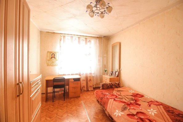 
   Продам 2-комнатную, 49.2 м², Чеглецова ул, 54

. Фото 5.