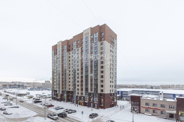 
   Продам 2-комнатную, 63.7 м², Взлетная ул, 2л

. Фото 23.