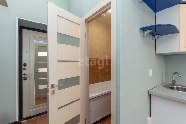 
   Продам 1-комнатную, 15.7 м², Коммунаров пр-кт, 120Д

. Фото 4.