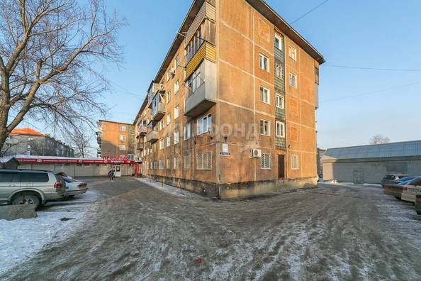 
   Продам 1-комнатную, 30 м², Георгия Исакова ул, 142

. Фото 1.