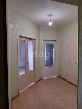 
   Продам 1-комнатную, 47.4 м², Лазурная ул, 11

. Фото 2.