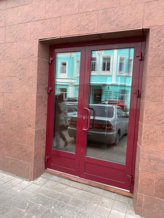 
  Сдается торговая площадь, 132.5 м², Ленина пр-кт, д. 3
. Фото 1.