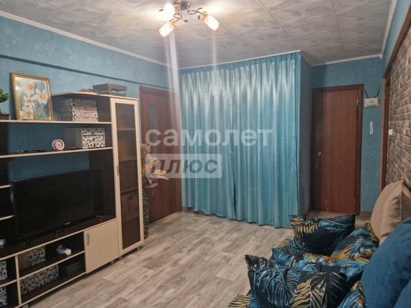
  Продается 3-комн. квартира, 49.5 м², Алтайская ул, д. 84
. Фото 3.