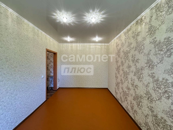 
  Продается 2-комн. квартира, 38 м², Коммунистический пер, д. 28
. Фото 2.