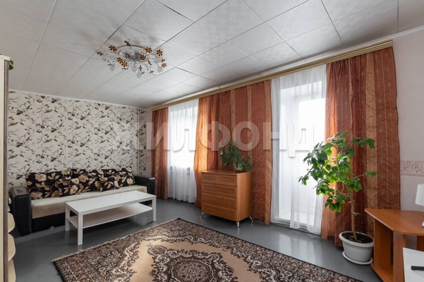 
  Продается 4-комн. квартира, 79.2 м², Комсомольская ул
. Фото 4.