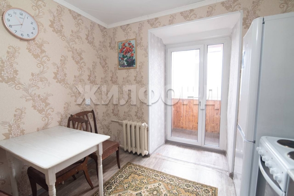 
  Продается 1-комн. квартира, 35 м², Космонавтов ул, д. 26
. Фото 3.