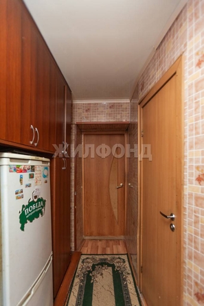 
  Продается 2-комн. квартира, 48.7 м², Малахова ул, д. 128
. Фото 9.