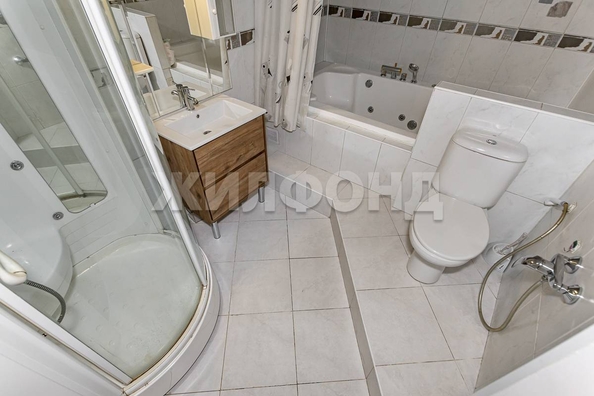 
  Продается 3-комн. квартира, 179.8 м², Партизанская ул, д. 83
. Фото 9.