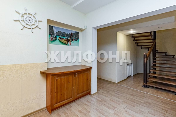 
  Продается 4-комн. квартира, 217.6 м², Попова ул, д. 98а
. Фото 8.