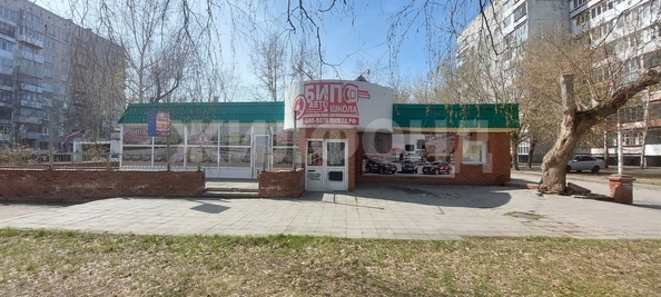 
  Продается универсальное помещение, 100 м², Попова ул, д. 94а
. Фото 3.