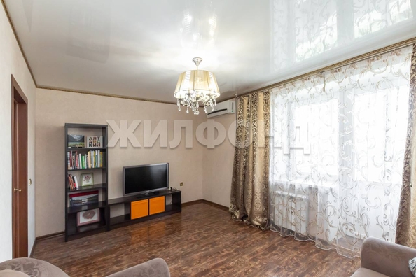 
  Продается 2-комн. квартира, 59 м², Лазурная ул
. Фото 13.