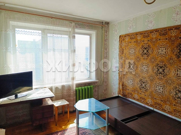 
  Продается 3-комн. квартира, 60 м², 40 лет Октября ул
. Фото 3.