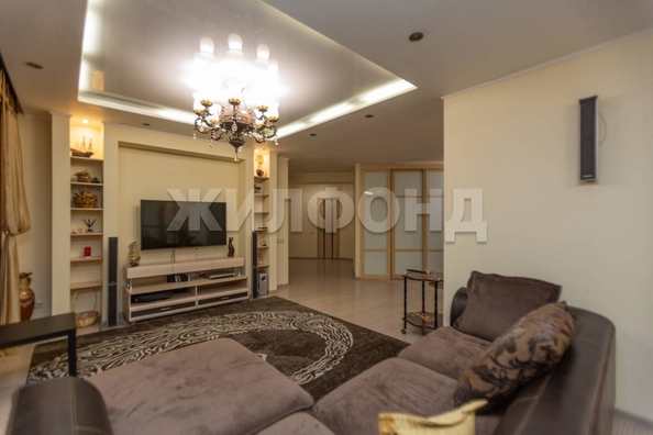 
  Продается 4-комн. квартира, 151 м², Профинтерна ул, д. 38а
. Фото 19.