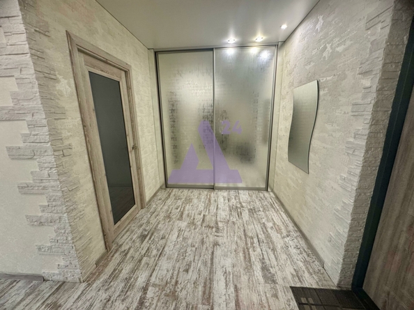 
  Продается 2-комн. квартира, 47.2 м², Павловский тракт, д. 303
. Фото 10.