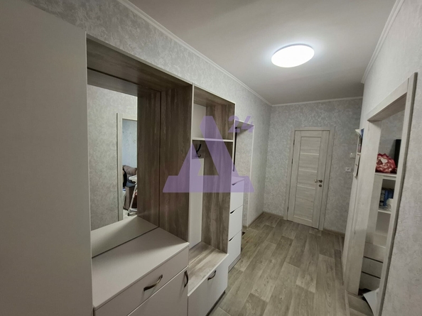 
  Продается 2-комн. квартира, 48.7 м², Попова ул, д. 129
. Фото 2.