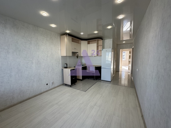 
  Продается 2-комн. квартира, 46 м², Солнечная Поляна ул, д. 105
. Фото 2.