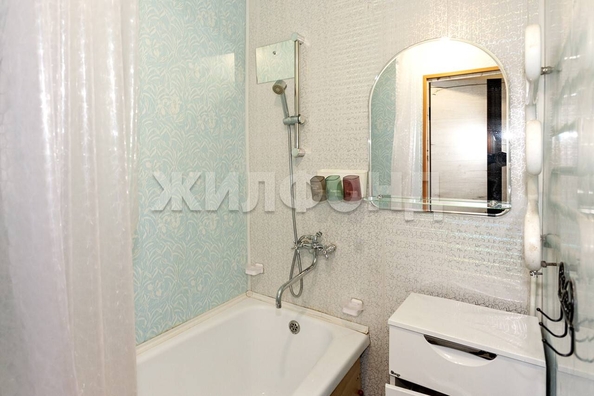 
  Продается 3-комн. квартира, 73.9 м², Малахова ул
. Фото 16.