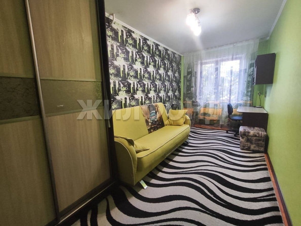 
  Продается 4-комн. квартира, 87 м², Шукшина ул
. Фото 5.