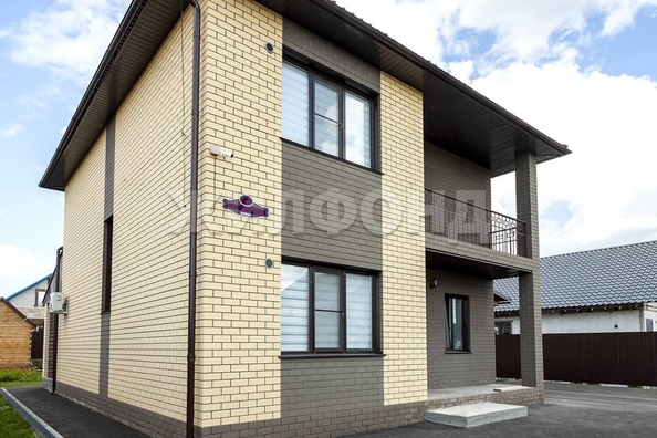 
  Продается дом, 128 м², Барнаул
. Фото 2.
