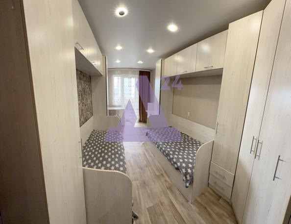 
  Продается 3-комн. квартира, 60 м², Шукшина ул, д. 15
. Фото 9.