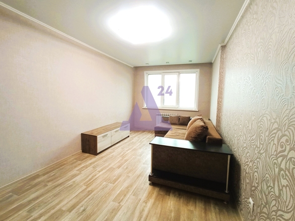
  Продается 1-комн. квартира, 37.3 м², Октябрьская ул, д. 25А
. Фото 10.