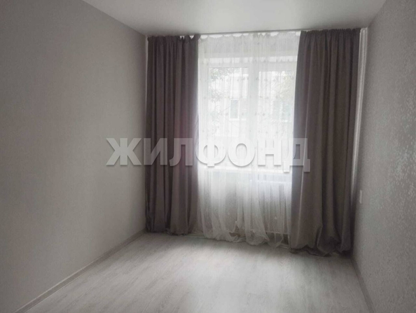 
  Продается 3-комн. квартира, 51.8 м², Антона Петрова ул
. Фото 4.