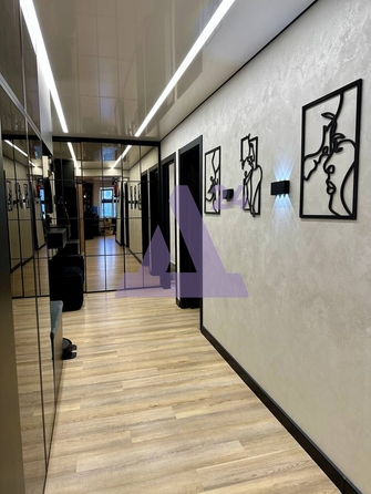 
  Продается 4-комн. квартира, 89.5 м², Малахова ул, д. 118
. Фото 5.