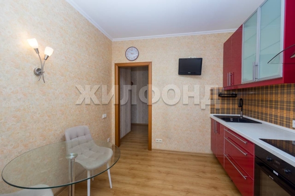 
  Продается 2-комн. квартира, 63.4 м², Антона Петрова ул
. Фото 2.