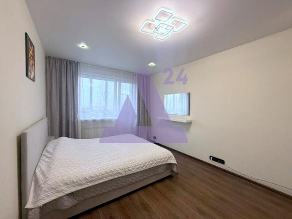 
  Продается 1-комн. квартира, 30.6 м², Антона Петрова ул, д. 63
. Фото 8.