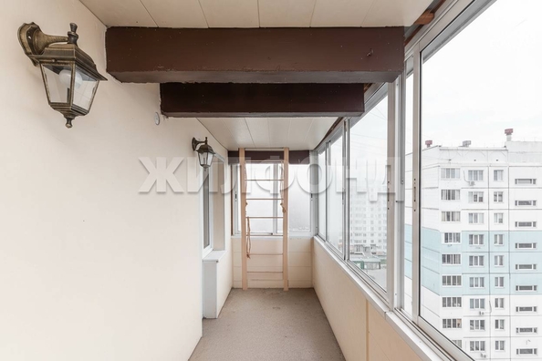 
  Продается 3-комн. квартира, 83 м², Лазурная ул
. Фото 19.