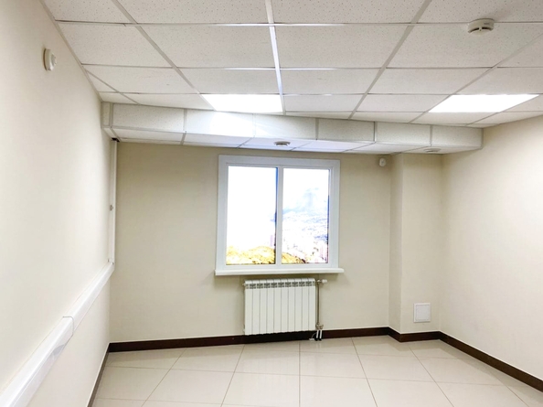 
  Сдается офис 182.9 м². Фото 8.