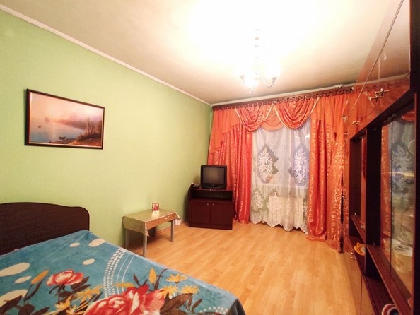 
   Продам 3-комнатную, 72.7 м², Строителей Проспект, 58Ак1

. Фото 11.