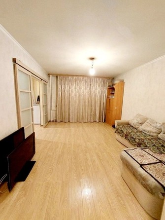 
   Продам 3-комнатную, 74.3 м², Антонова ул, 19

. Фото 17.