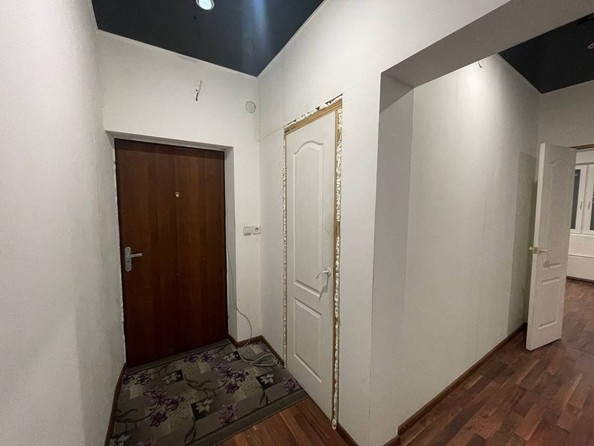 
   Продам 1-комнатную, 35.5 м², Борсоева ул, 77

. Фото 2.