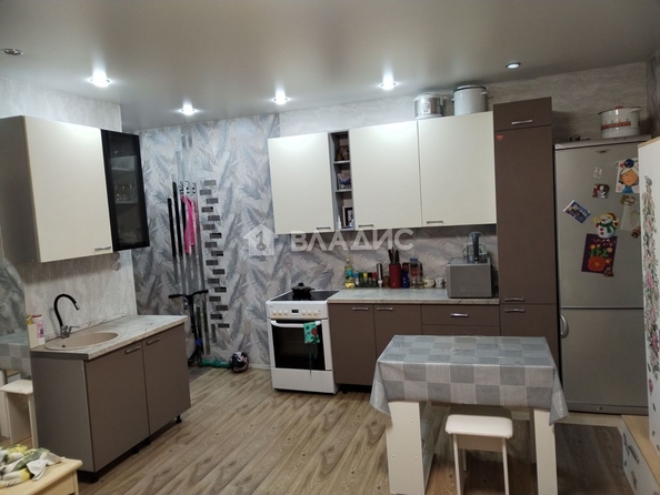 
   Продам 1-комнатную, 31 м², Родины ул, 4

. Фото 5.