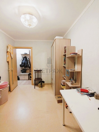 
   Продам 3-комнатную, 55.8 м², Жердева ул, 100

. Фото 4.