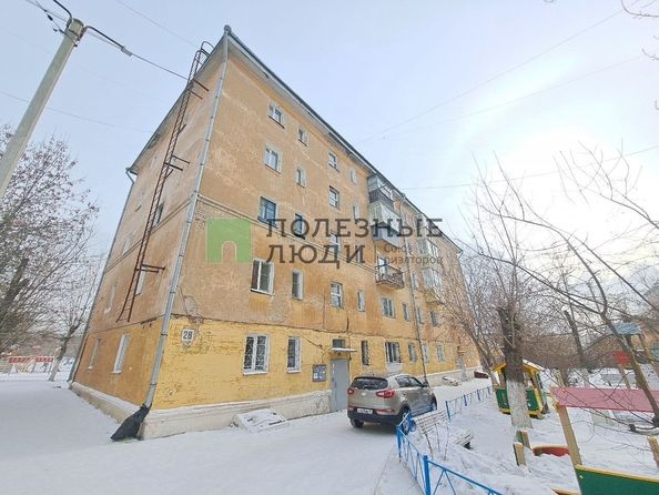 
   Продам 2-комнатную, 42 м², Октябрьская ул, 28

. Фото 9.