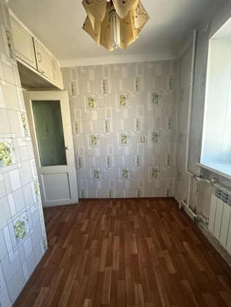 
   Продам 4-комнатную, 65 м², Сухэ-Батора ул, 2

. Фото 3.