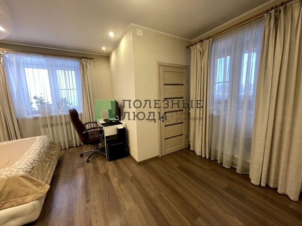 
   Продам 2-комнатную, 65.6 м², Ринчино ул, 29/1

. Фото 5.