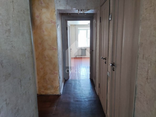 
   Продам 3-комнатную, 63.7 м², Тулаева ул, 136

. Фото 2.