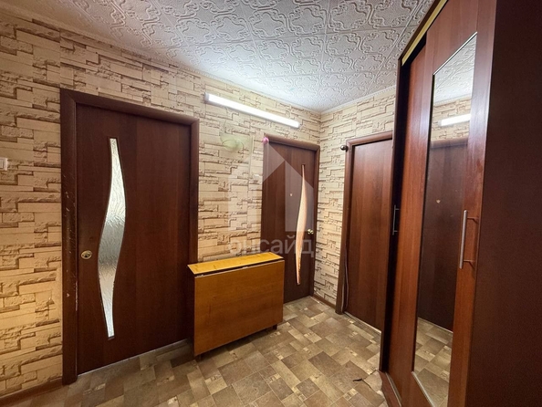 
   Продам 3-комнатную, 60.7 м², Антонова ул, 16

. Фото 3.