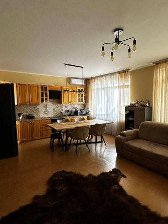 
   Продам 2-комнатную, 80 м², Комсомольская ул, 1В

. Фото 6.