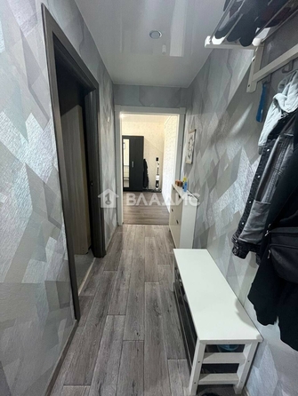 
  Продается 2-комн. квартира, 42.5 м², Камова ул, д. 5
. Фото 2.