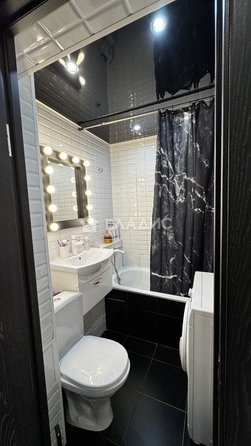 
  Продается студия, 30 м², Комарова ул, д. 16
. Фото 1.