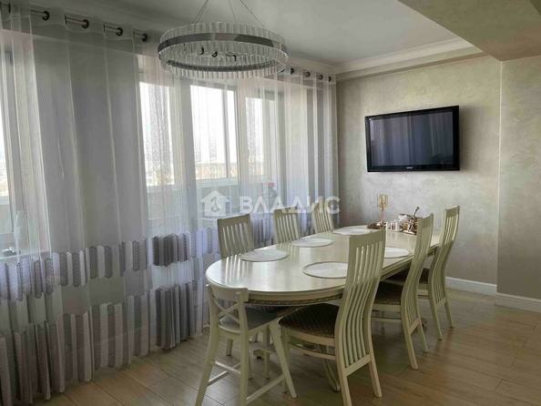 
  Продается 3-комн. квартира, 137.4 м², Геологическая ул, д. 28
. Фото 4.