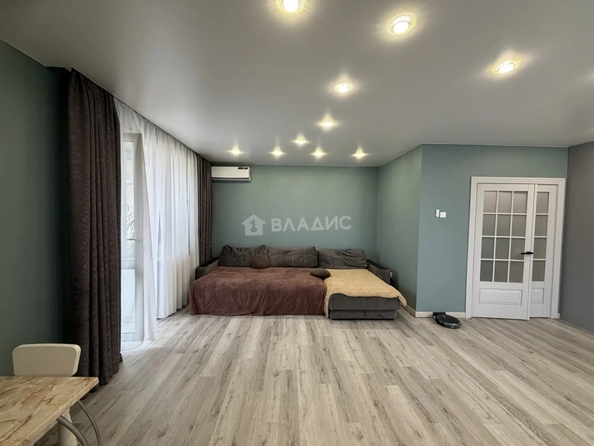 
  Продам 4-комн. квартиру 113.1 м². Фото 8.