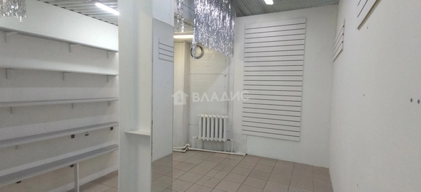 
  Продам торговую площадь 15.4 м². Фото 2.