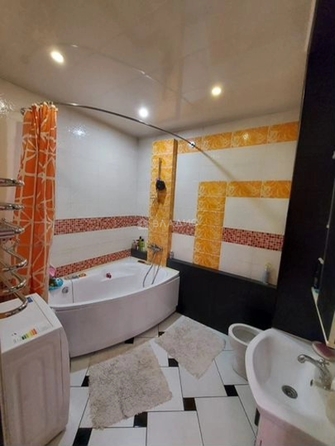 
  Продам 4-комн. квартиру 121.1 м². Фото 13.